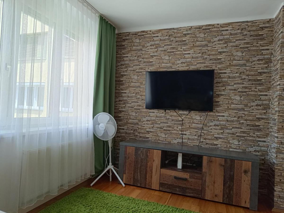 Moderne und schöne Wohnung Graz Exterior foto